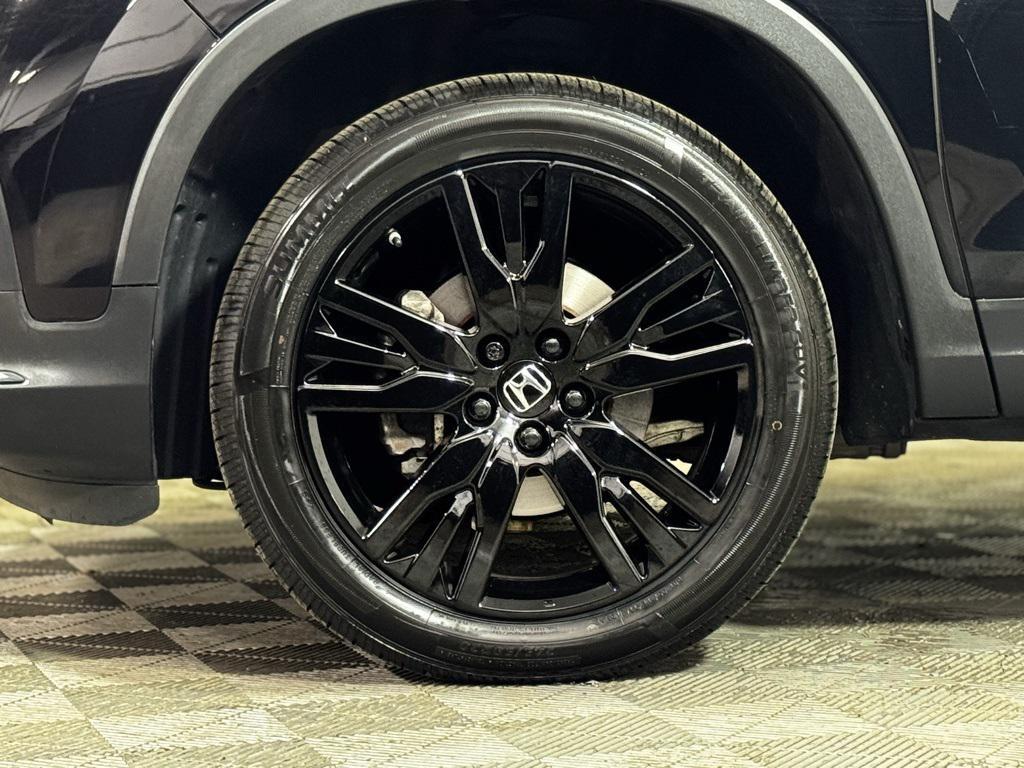 used 2022 Honda Pilot car, priced at $28,566