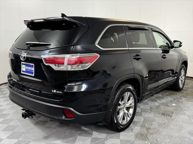 used 2016 Toyota Highlander car, priced at $17,695