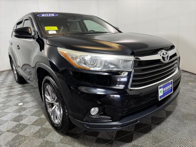 used 2016 Toyota Highlander car, priced at $17,695