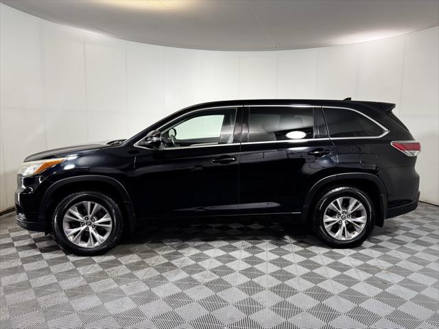 used 2016 Toyota Highlander car, priced at $17,695