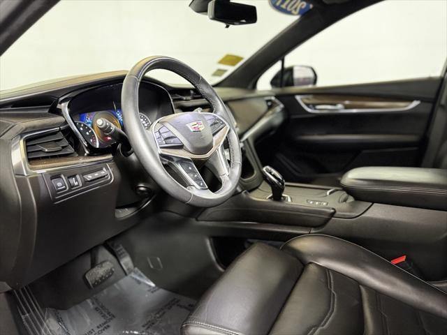 used 2017 Cadillac XT5 car, priced at $25,888