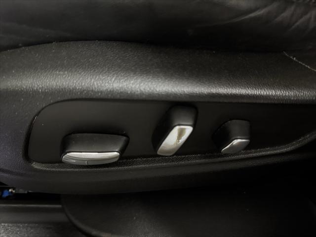 used 2017 Cadillac XT5 car, priced at $25,888
