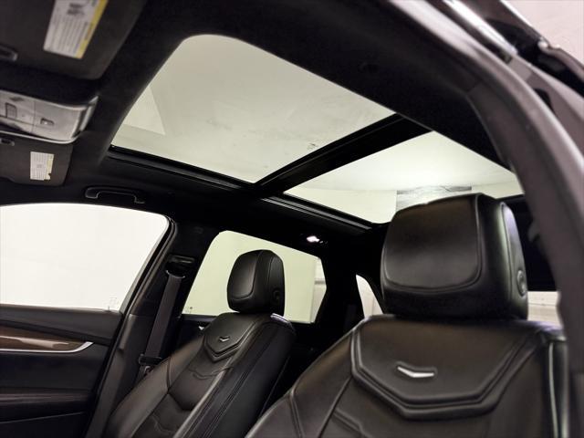 used 2017 Cadillac XT5 car, priced at $25,888