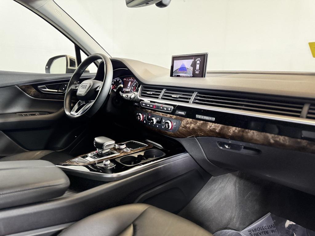 used 2017 Audi Q7 car, priced at $19,400