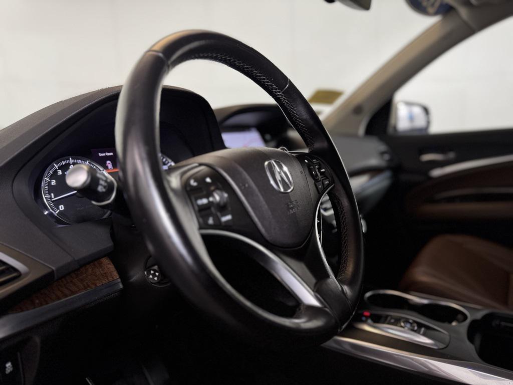 used 2018 Acura MDX car, priced at $21,350
