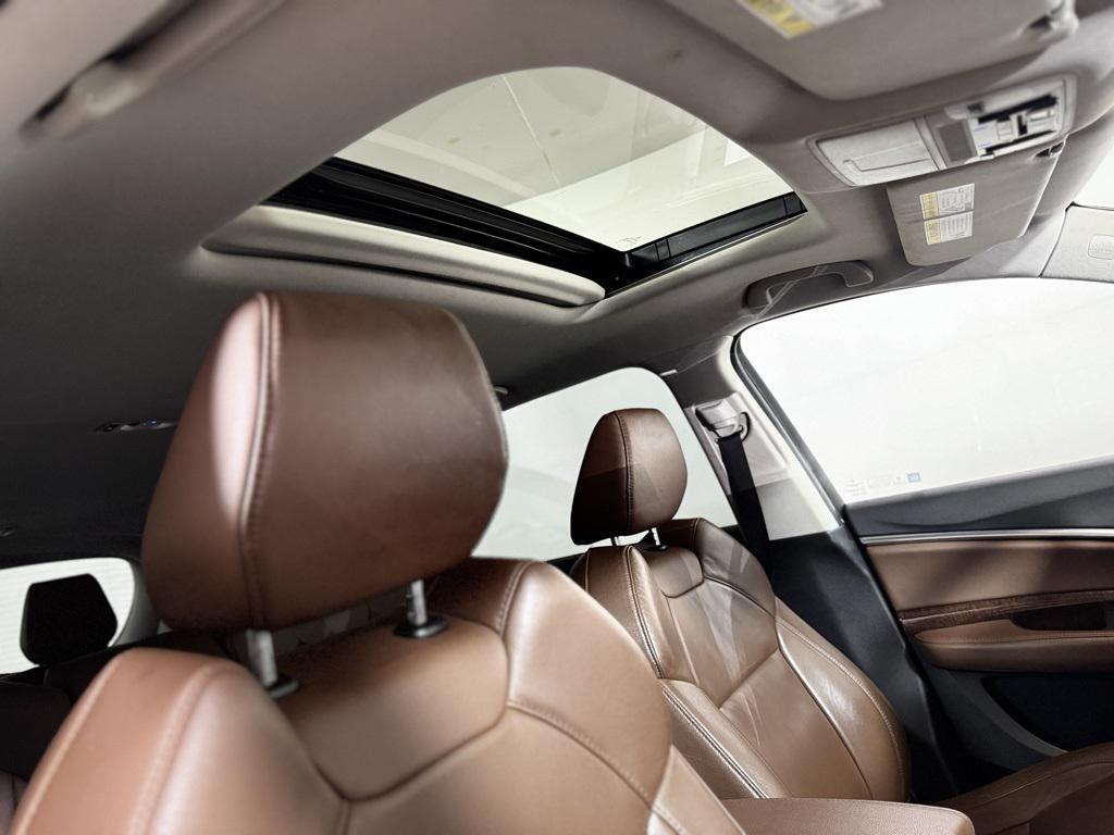 used 2018 Acura MDX car, priced at $21,350