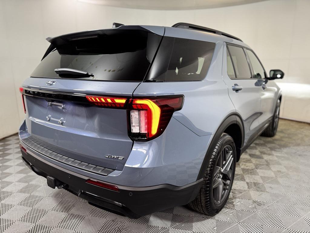 used 2025 Ford Explorer car, priced at $43,688