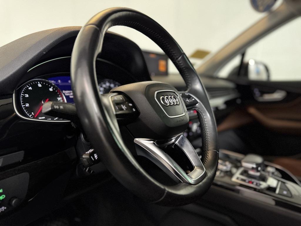 used 2019 Audi Q7 car, priced at $28,888
