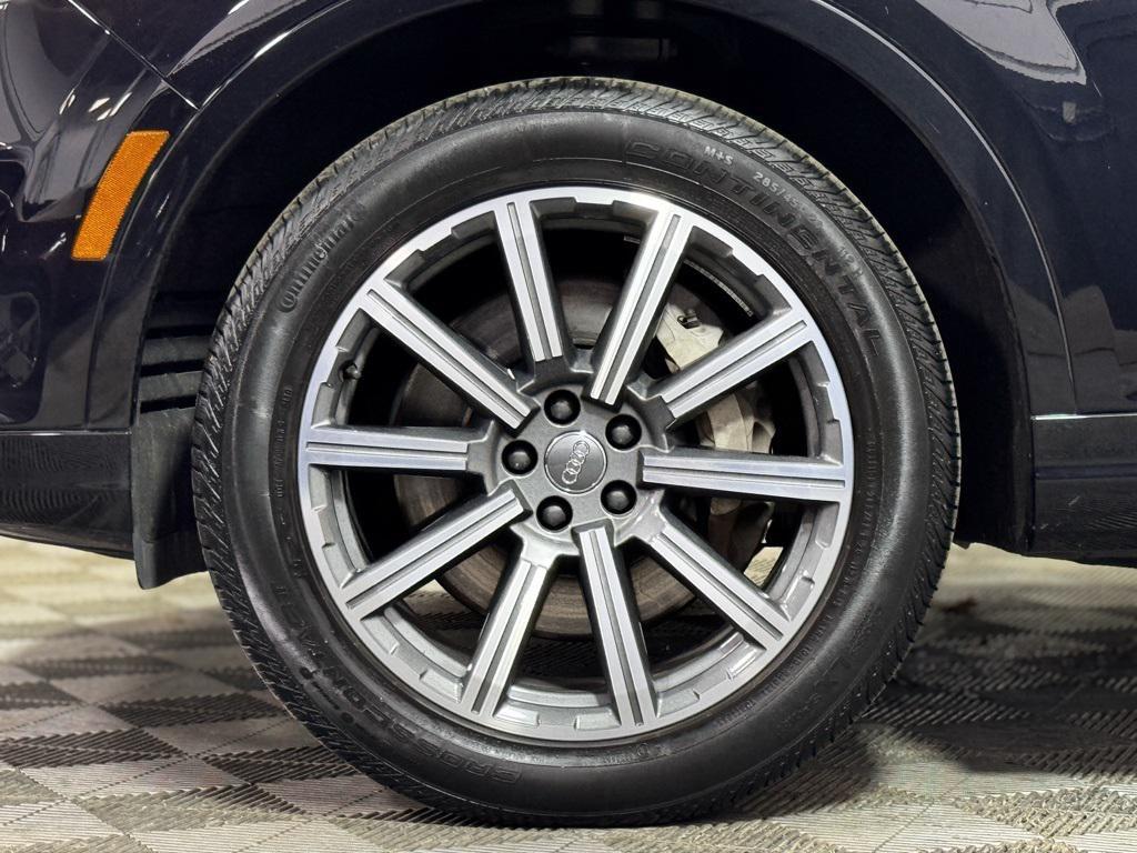 used 2019 Audi Q7 car, priced at $28,888
