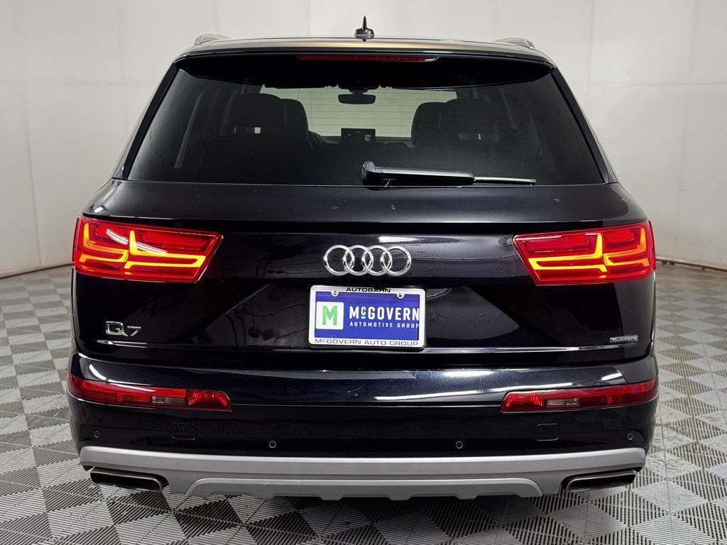 used 2019 Audi Q7 car, priced at $28,888