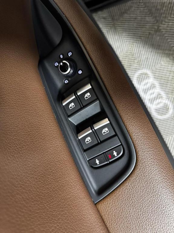 used 2019 Audi Q7 car, priced at $28,888