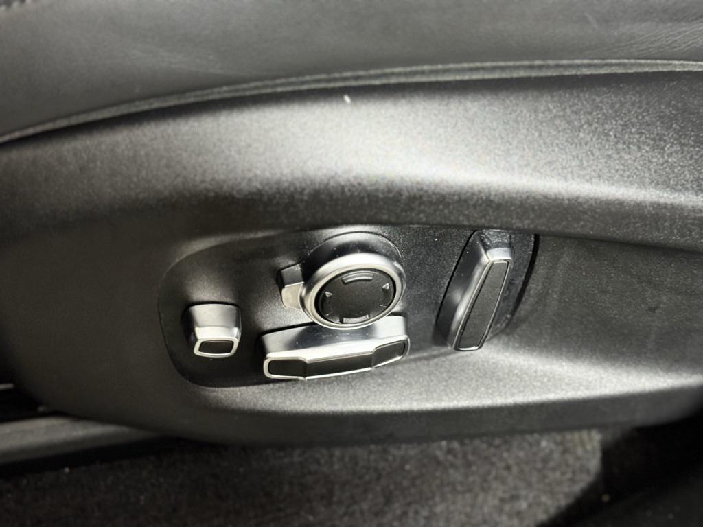 used 2021 Land Rover Range Rover Sport car, priced at $59,346