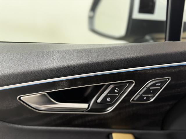 used 2025 Audi Q7 car, priced at $65,900