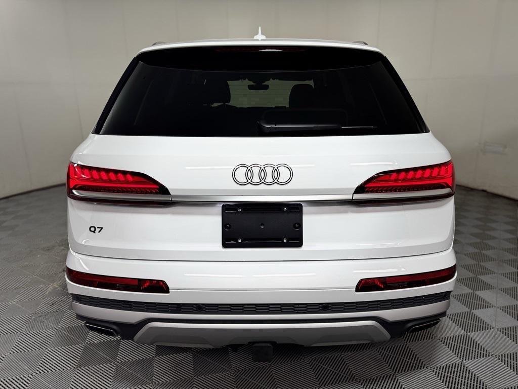 used 2025 Audi Q7 car, priced at $59,240