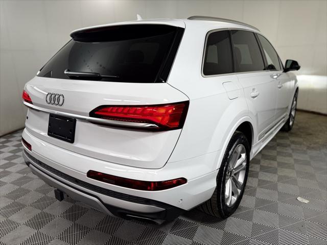 used 2025 Audi Q7 car, priced at $65,900