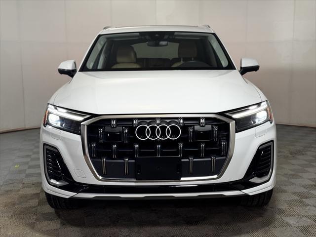 used 2025 Audi Q7 car, priced at $65,900