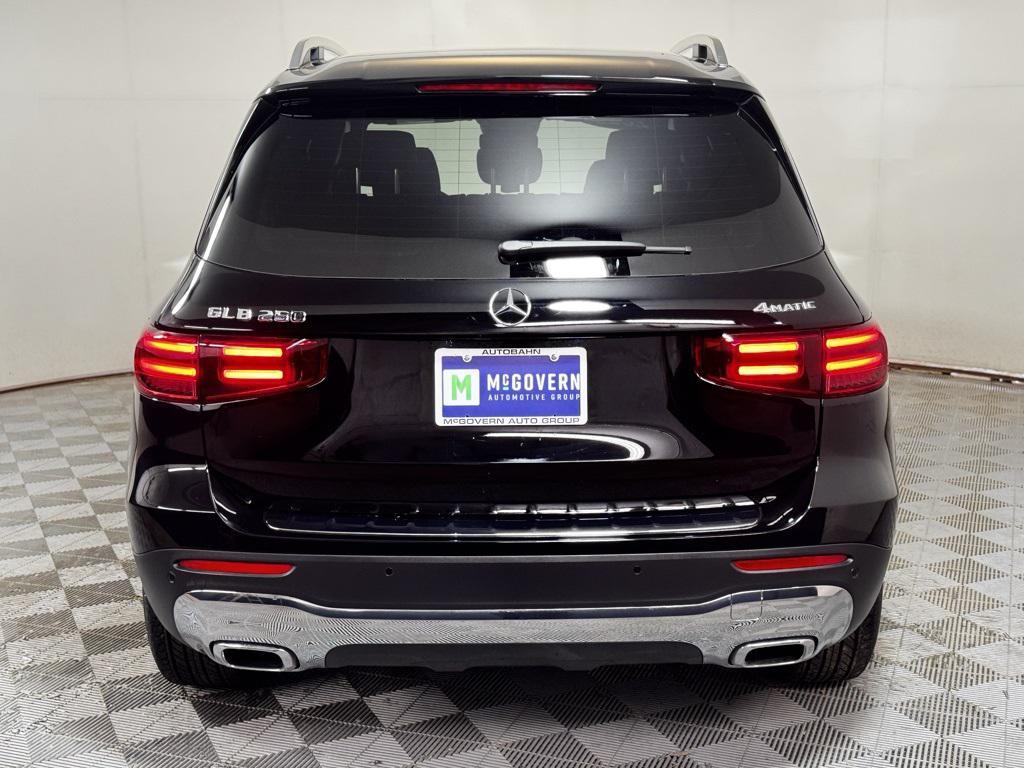 used 2025 Mercedes-Benz GLB 250 car, priced at $43,860