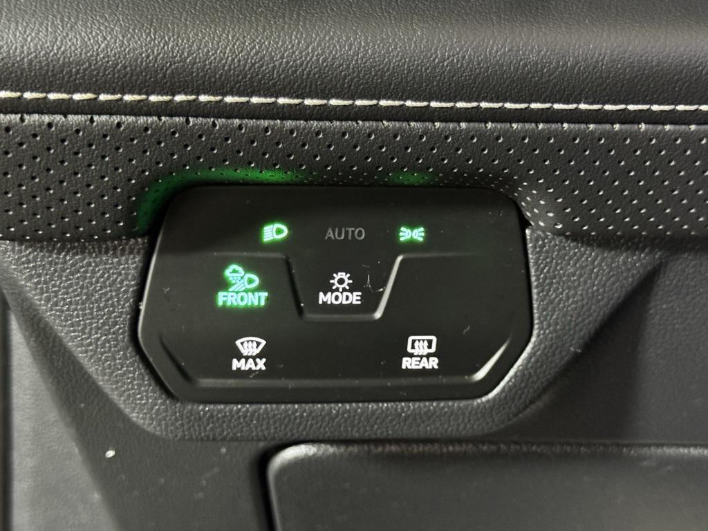 used 2024 Volkswagen Atlas car, priced at $35,494