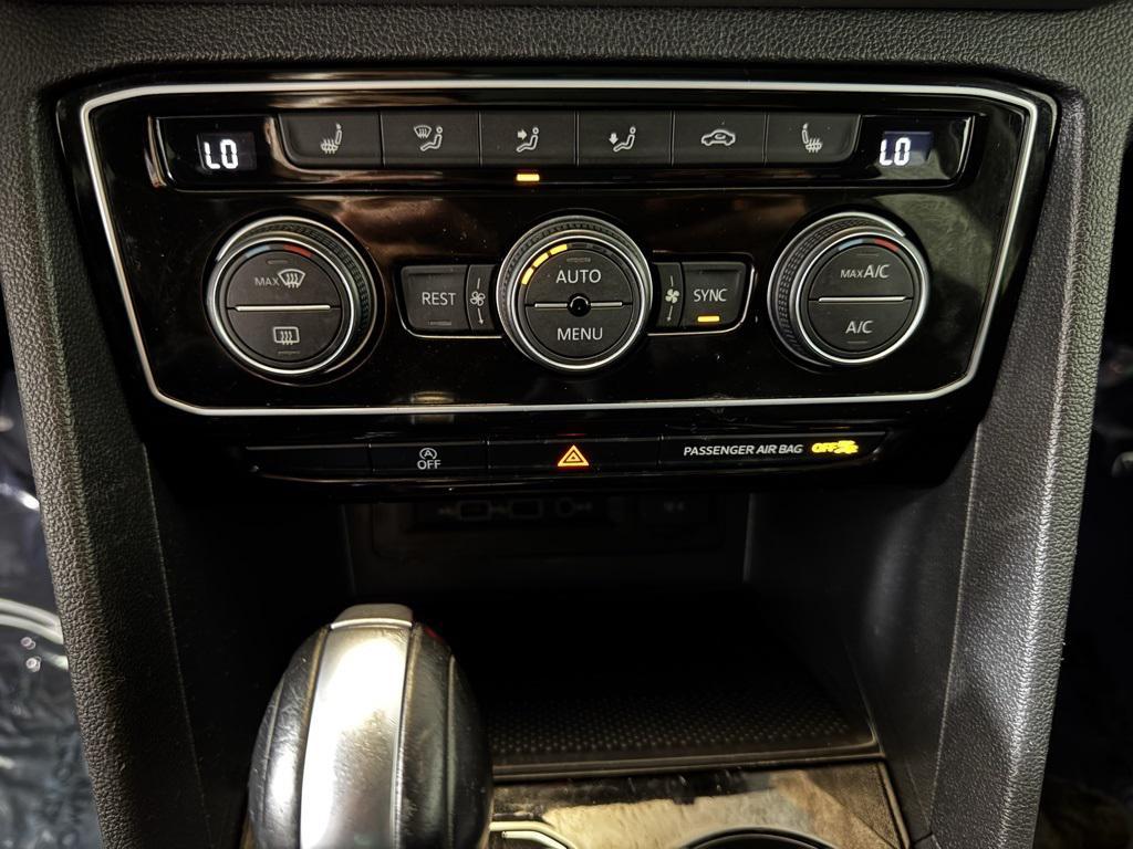 used 2021 Volkswagen Atlas car, priced at $25,580