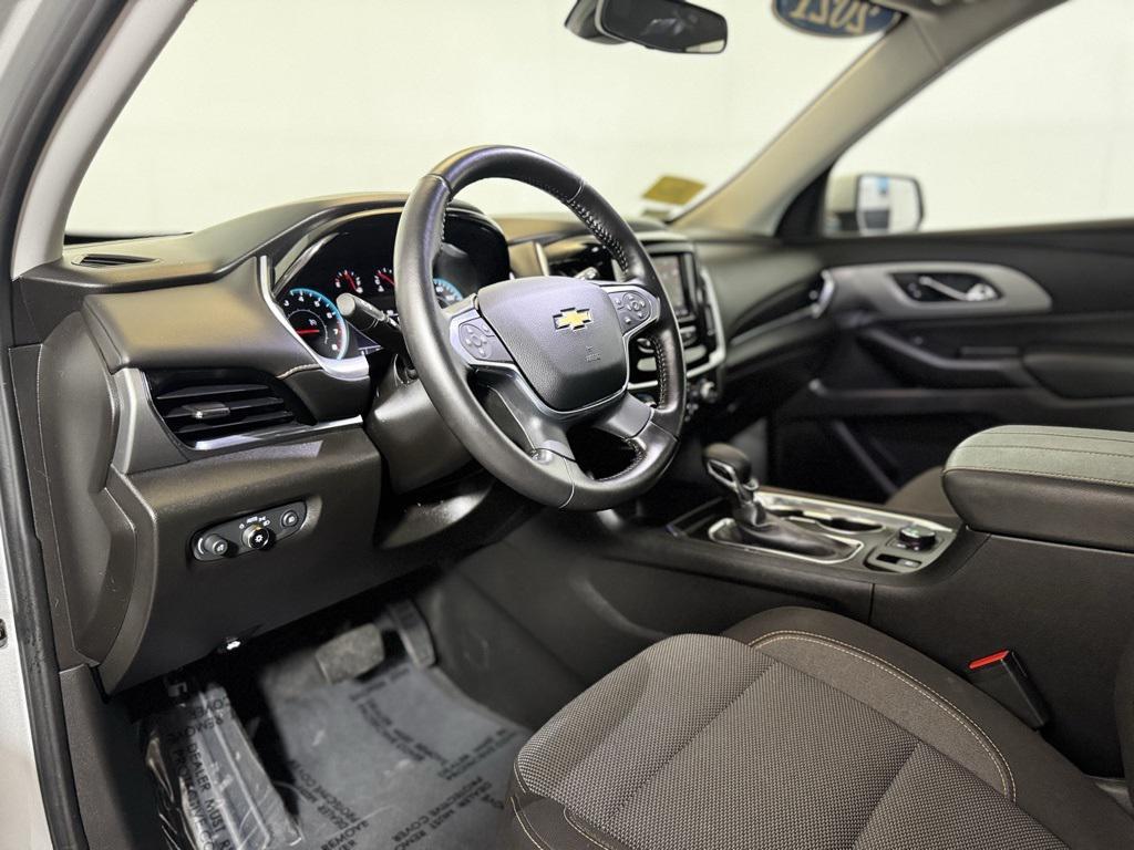 used 2021 Chevrolet Traverse car, priced at $25,240