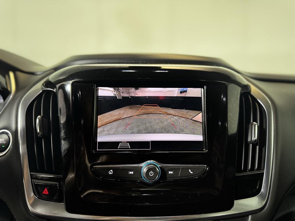 used 2021 Chevrolet Traverse car, priced at $25,240