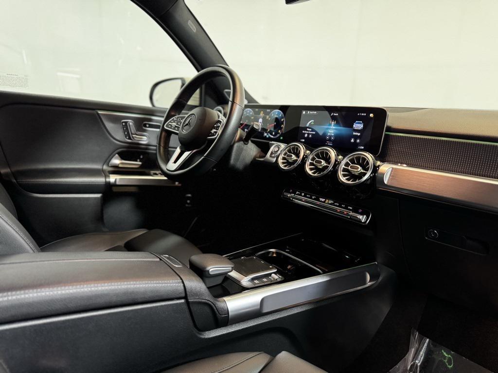 used 2021 Mercedes-Benz GLB 250 car, priced at $30,014