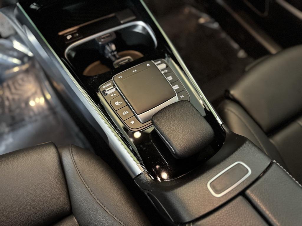 used 2021 Mercedes-Benz GLB 250 car, priced at $30,014