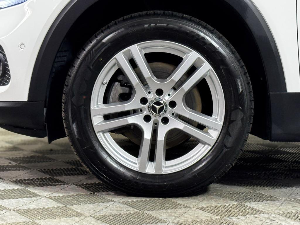 used 2021 Mercedes-Benz GLB 250 car, priced at $30,014