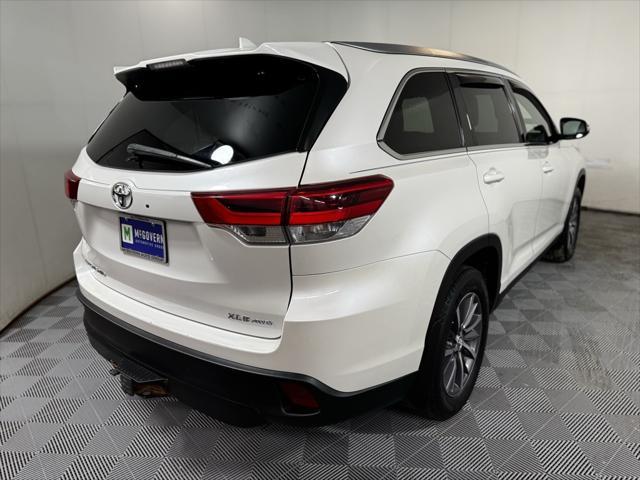used 2019 Toyota Highlander car, priced at $31,980