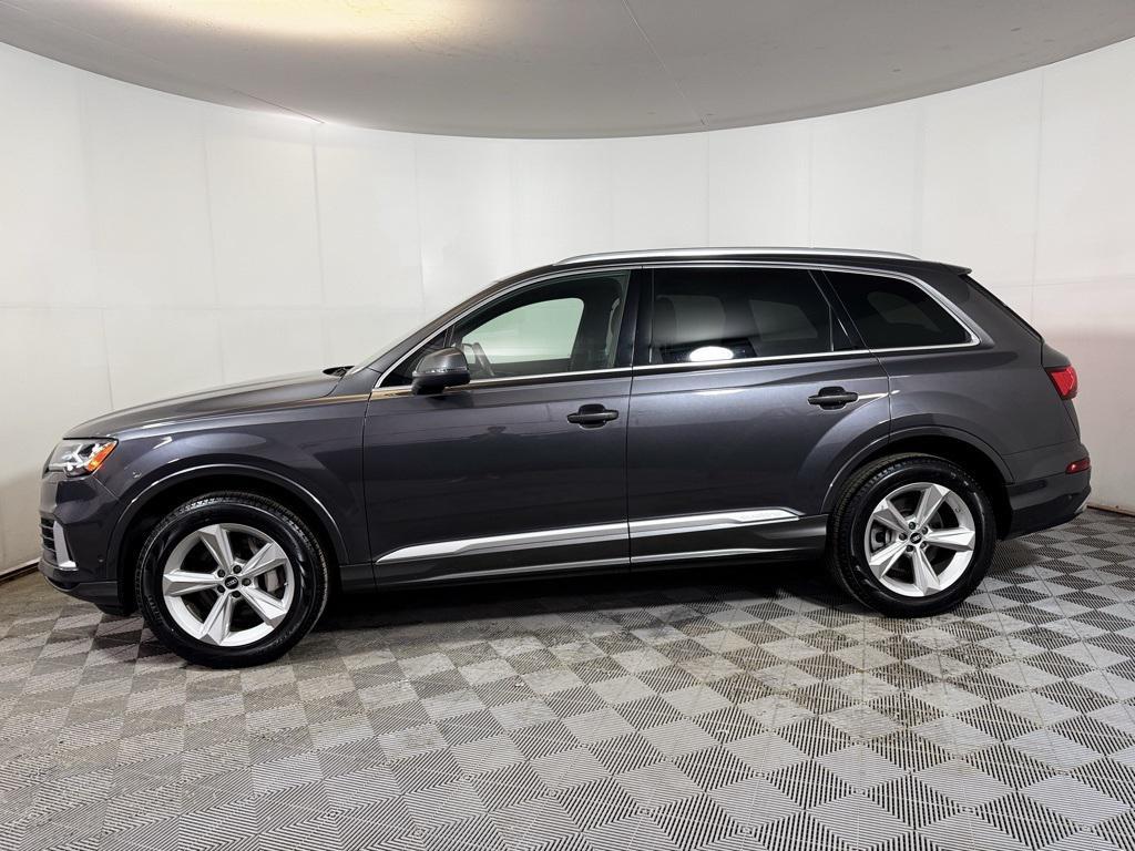 used 2022 Audi Q7 car, priced at $37,900