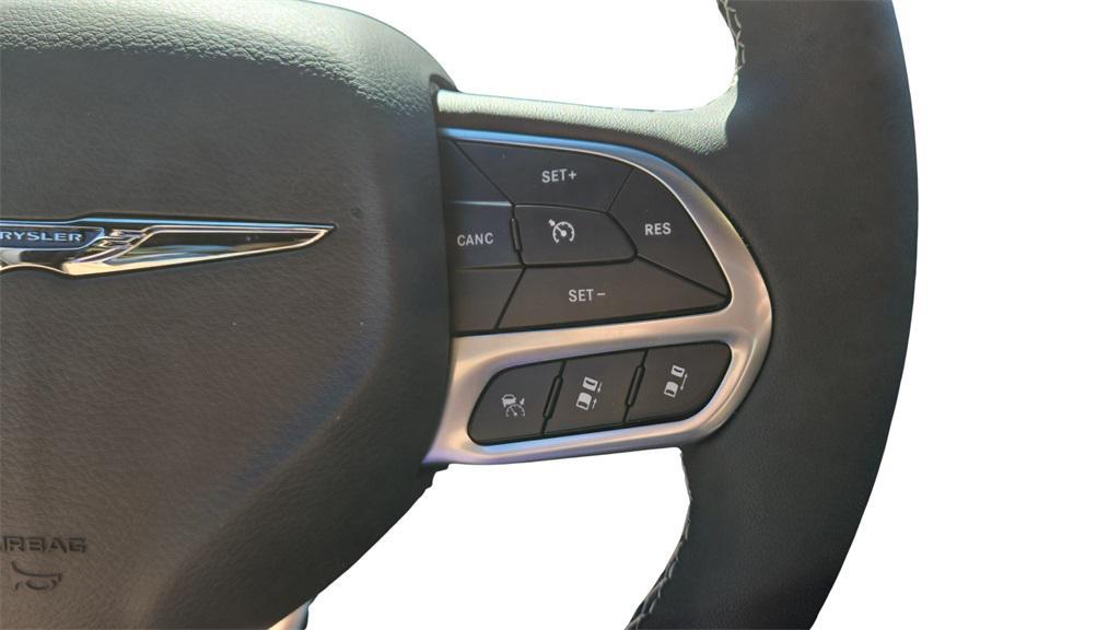 used 2026 Chrysler Pacifica car, priced at $38,420