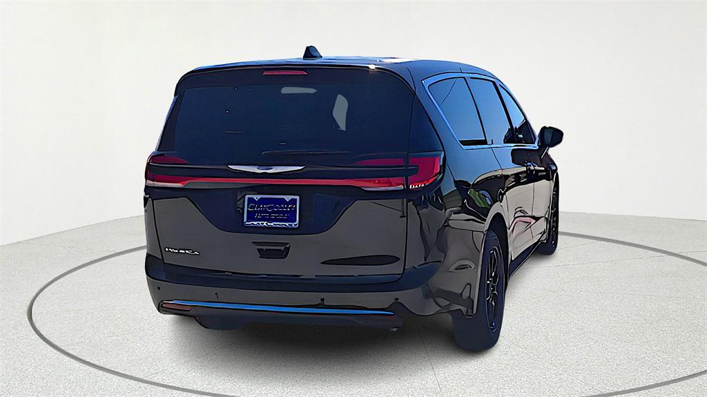 used 2026 Chrysler Pacifica car, priced at $38,420