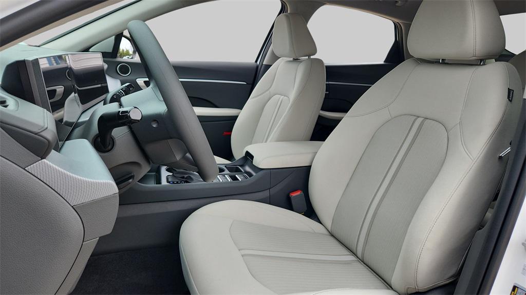 new 2025 Hyundai Sonata car, priced at $24,789
