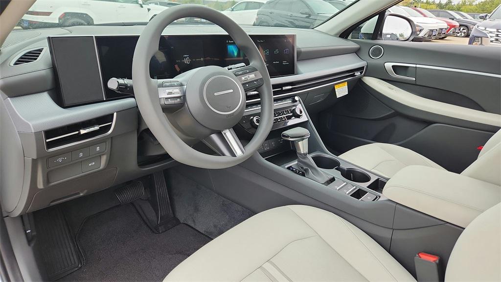 new 2025 Hyundai Sonata car, priced at $25,789