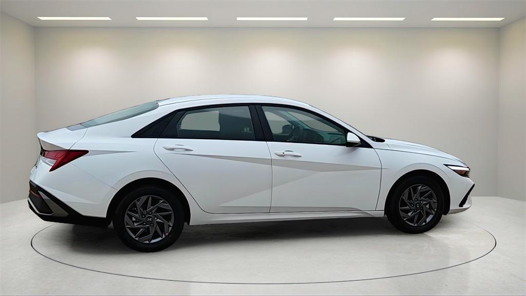 new 2025 Hyundai ELANTRA HEV car, priced at $24,275