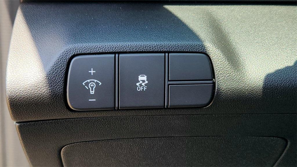 new 2026 Hyundai Elantra car, priced at $27,889