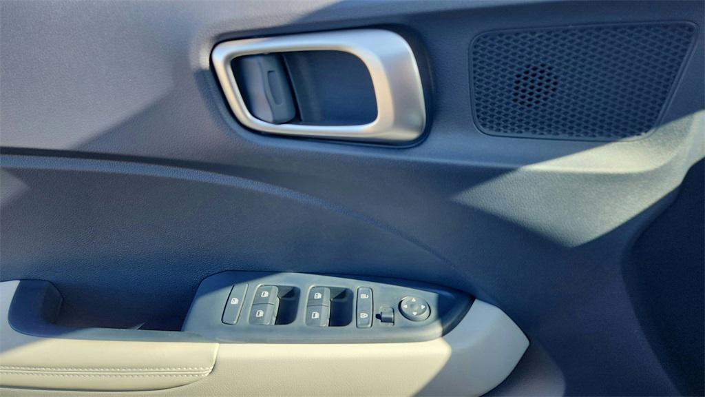 new 2025 Hyundai Venue car, priced at $23,972