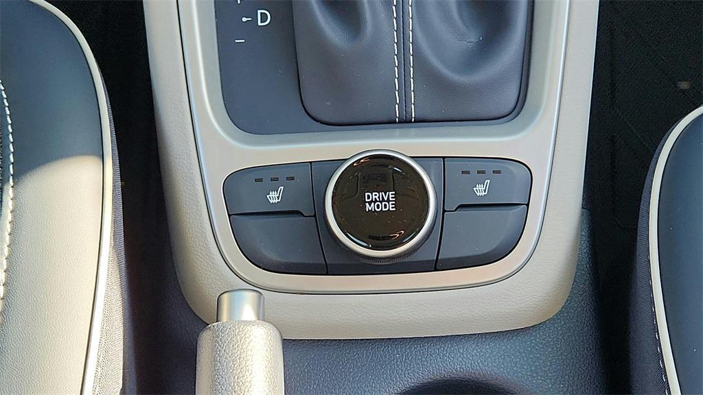 new 2025 Hyundai Venue car, priced at $23,972