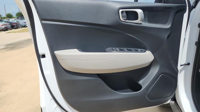 new 2025 Hyundai Venue car, priced at $24,060