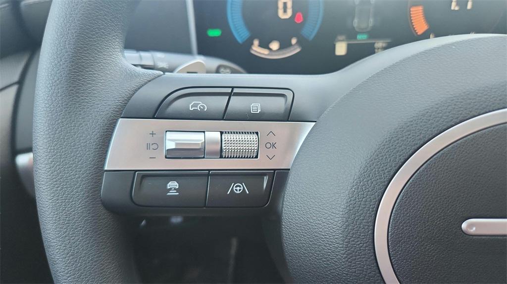 new 2025 Hyundai TUCSON Hybrid car, priced at $36,327