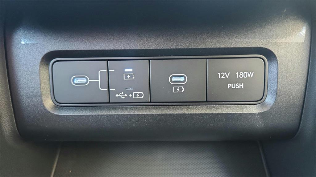 new 2025 Hyundai TUCSON Hybrid car, priced at $36,327