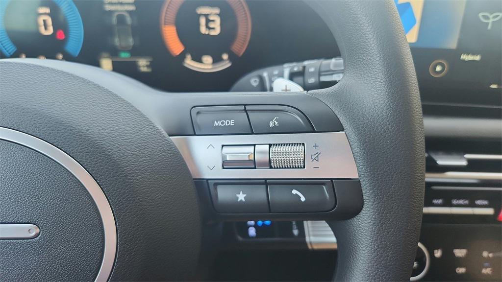 new 2025 Hyundai TUCSON Hybrid car, priced at $36,327