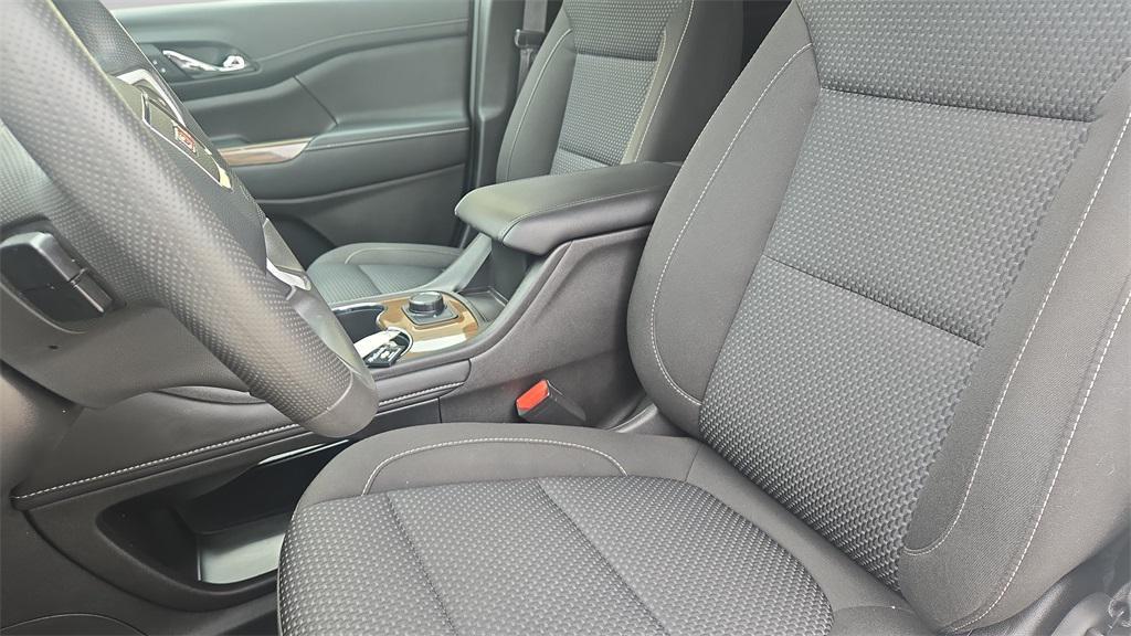 used 2023 GMC Acadia car, priced at $26,282