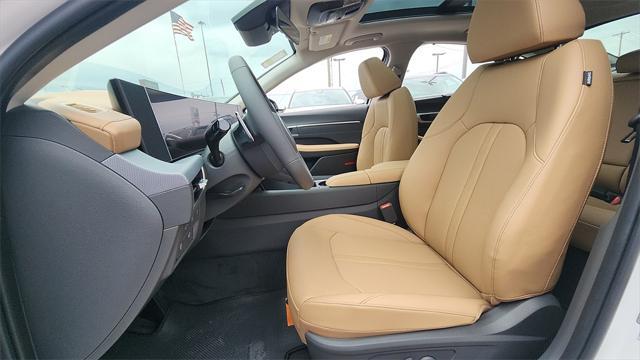 new 2025 Hyundai Sonata Hybrid car, priced at $38,151