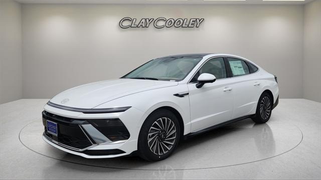 new 2025 Hyundai Sonata Hybrid car, priced at $38,151