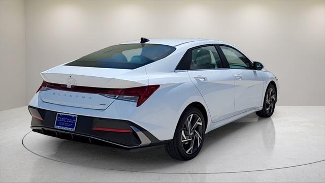 new 2025 Hyundai Elantra car, priced at $31,698