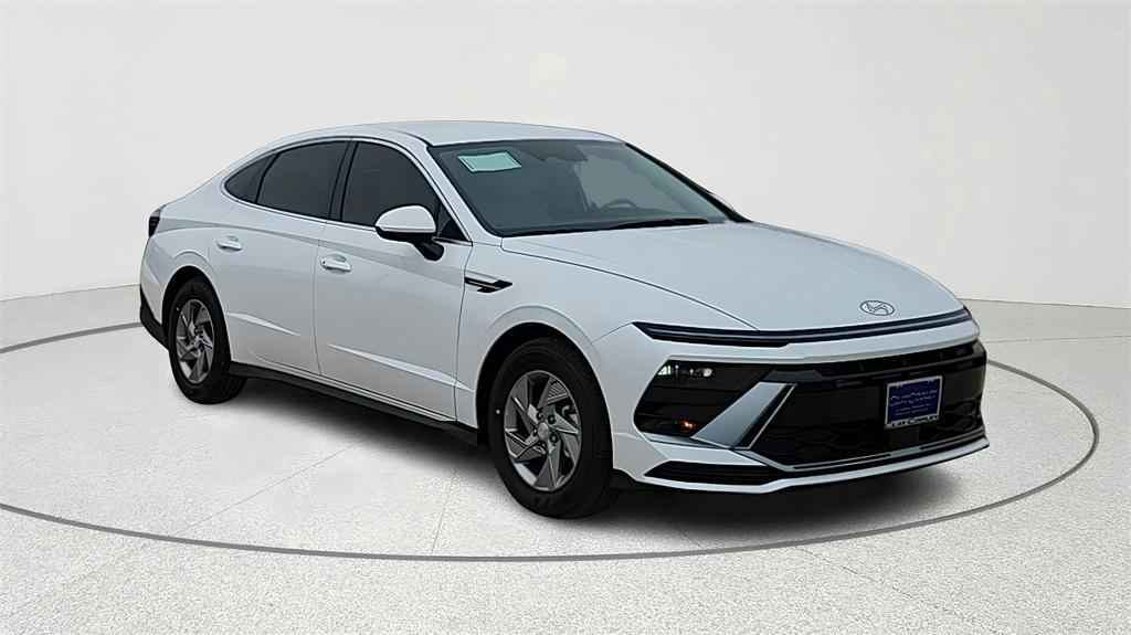 new 2025 Hyundai Sonata car, priced at $24,785