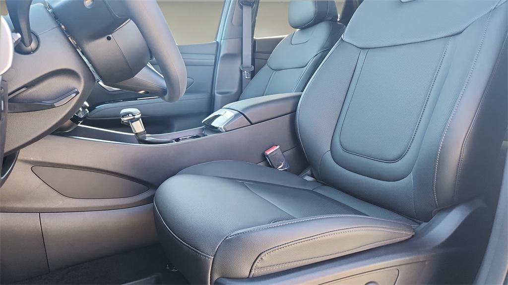 new 2025 Hyundai SANTA CRUZ car, priced at $32,317