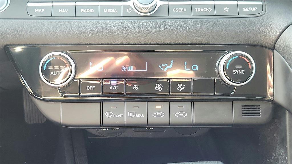 used 2024 Hyundai Elantra car, priced at $21,890