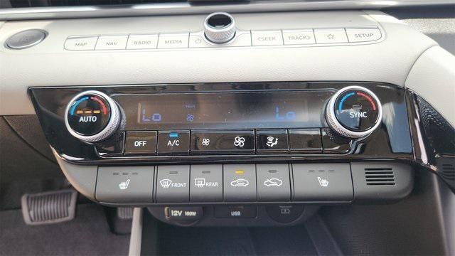 new 2025 Hyundai Elantra car, priced at $26,193